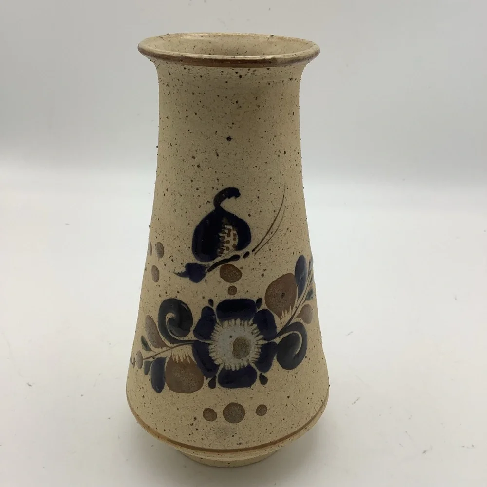 Handcrafted Mexican Tonala Pottery Vase with Floral Design